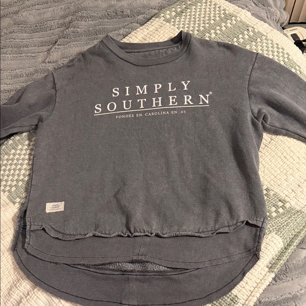Simply Southern gray sweatshirt